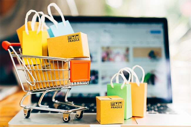 US online spending surges as steep discounts boost sales
