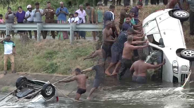 Two persons dead after car topples into Viyana canal in Mahiyanganaya