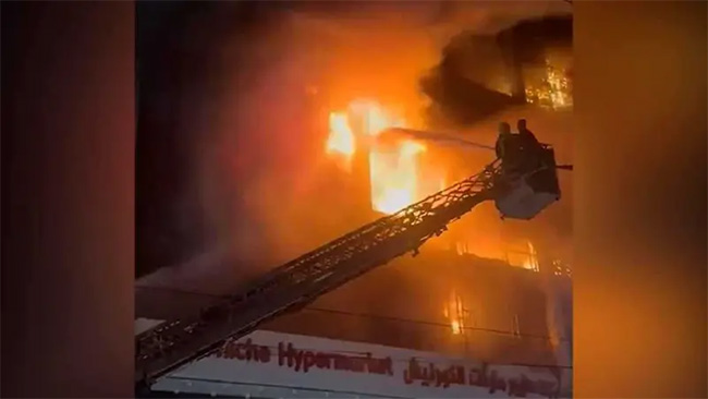 Fire at mall in Iraq leaves at least 60 dead 