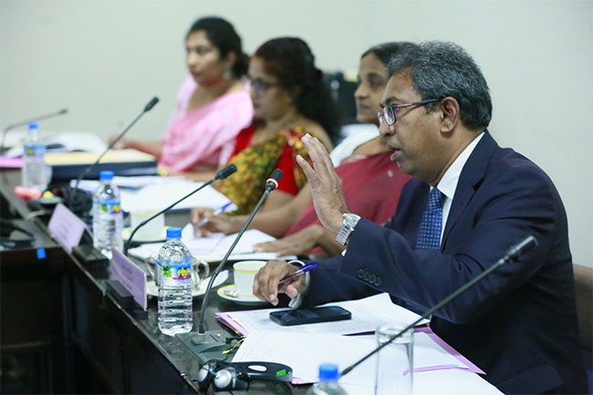 AI to record Hansard reports and minutes of Parliament committee meetings?  