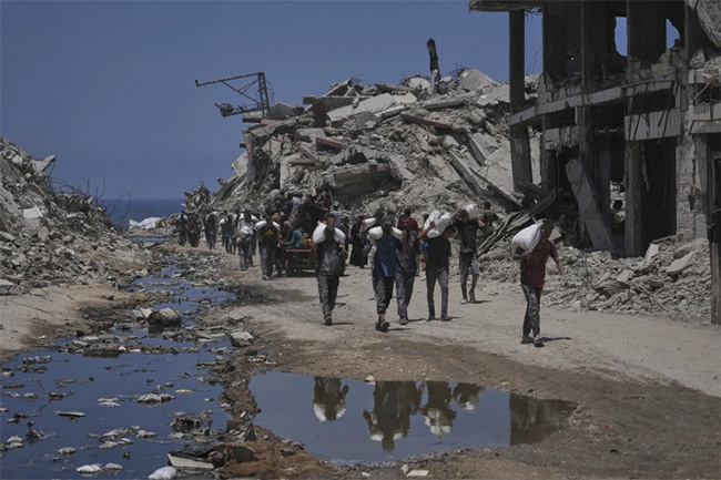 UN body says Israeli forces have killed over 1,000 aid-seekers in Gaza since May, as hunger worsens