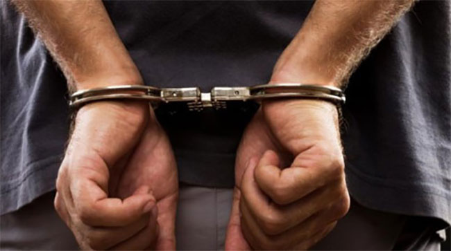 Two arrested with Ice worth Rs. 600,000 in Maligawatte