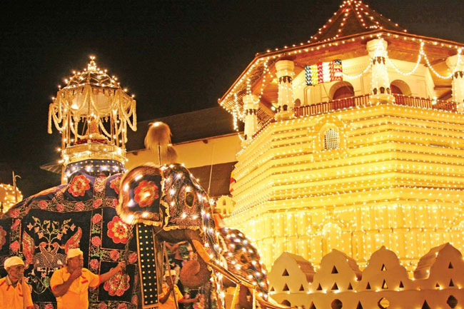 First Kumbal Perahera of Kandy Esala Festival to take to the streets tonight