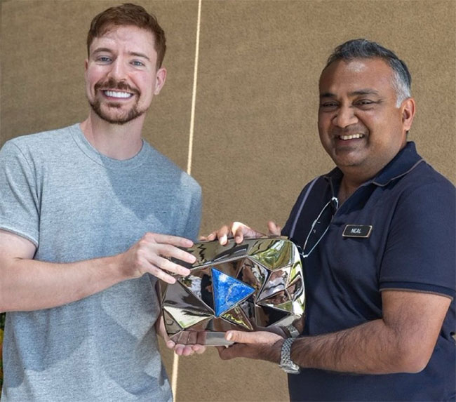 MrBeast receives special recognition from YouTube for reaching a record 400 million subscribers