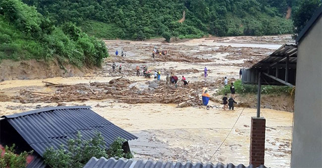 Flooding leaves 14 dead, missing in Vietnams Dien Bien