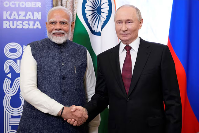 Trump again threatens very substantial tariff hikes for India over Russian oil