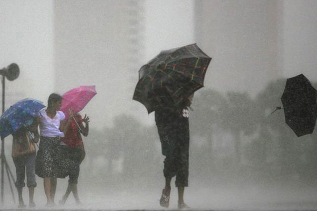 Several spells of light showers expected today