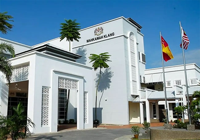 3 charged with arranging to smuggle Sri Lankan national to Malaysia