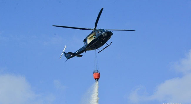 SLAF helicopter deployed to combat Raththanagolla forest fire