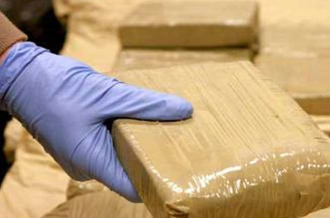 Suspect arrested with heroin and Ice in Minuwangoda