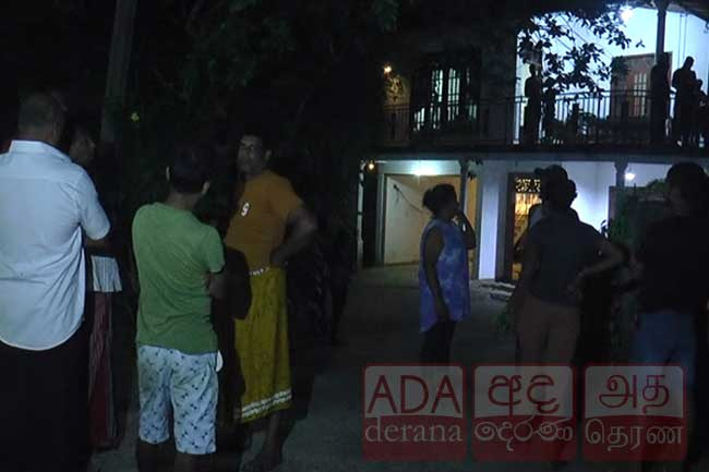 Gunshots fired into air in front of house in Muthuhenawatte