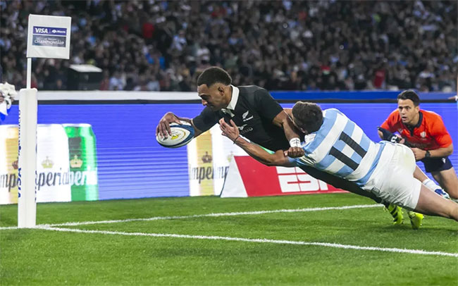 New Zealand beat Argentina to reclaim top world rank, Australia stun South Africa at Ellis in Rugby Championship 
