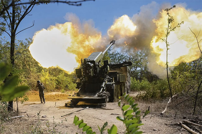 Russia launches biggest wave of strikes on Ukraine for weeks
