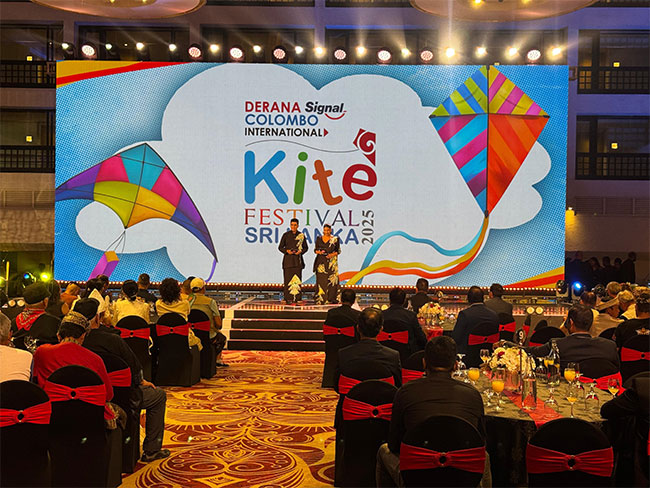 Derana Signal Colombo International Kite Festivals opening ceremony begins