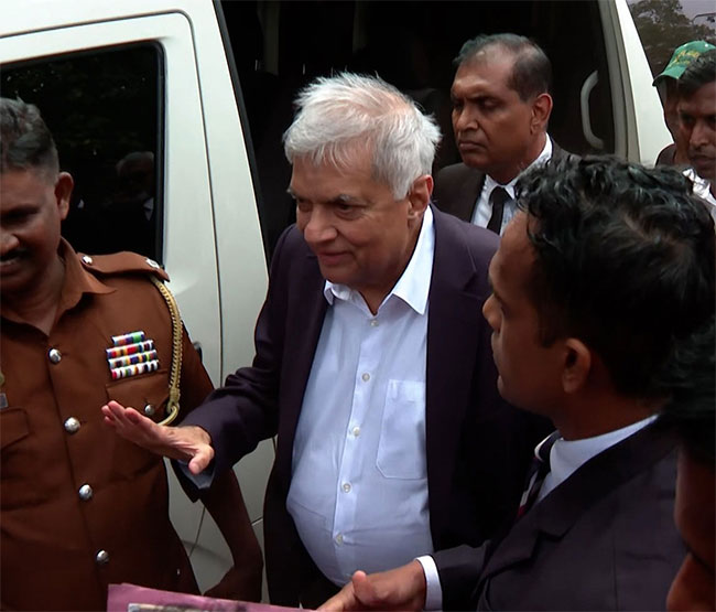 Former President Ranil Wickremesinghe remanded