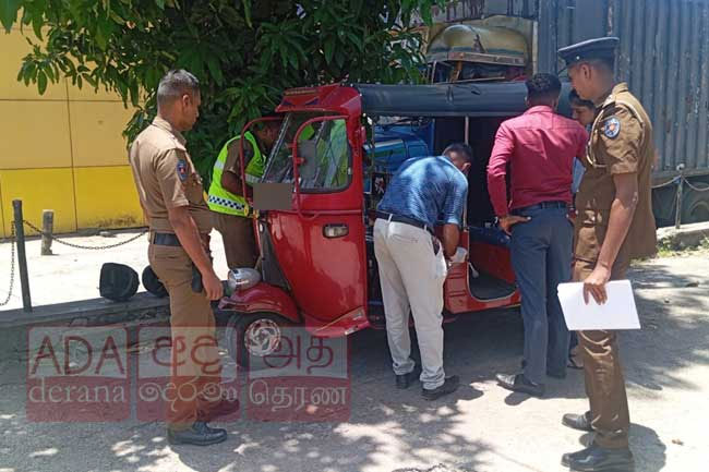 Three-wheeler used in Boralesgamuwa shooting discovered