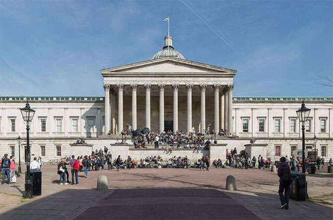 Gazan students granted approval to study in UK