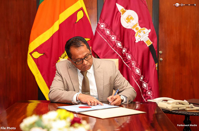 Speaker endorses certificate on Gambling Regulatory Authority Bill