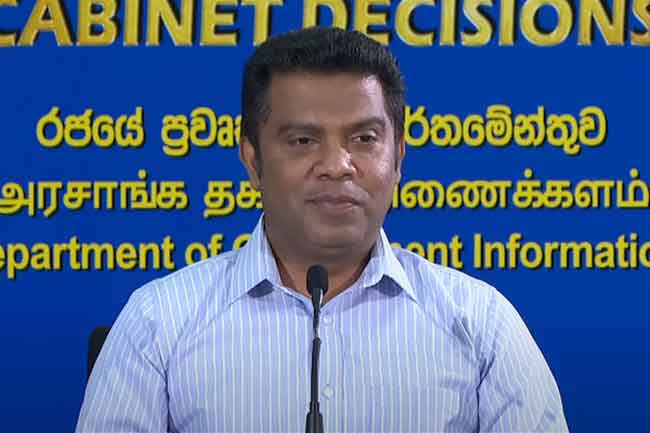 Sampath Manamperi an ex-cop and suspect in Raviraj murder  Cabinet Spokesman 