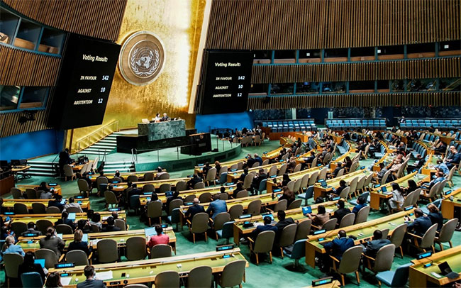 Sri Lanka welcomes UN resolution endorsing New York declaration on Palestine