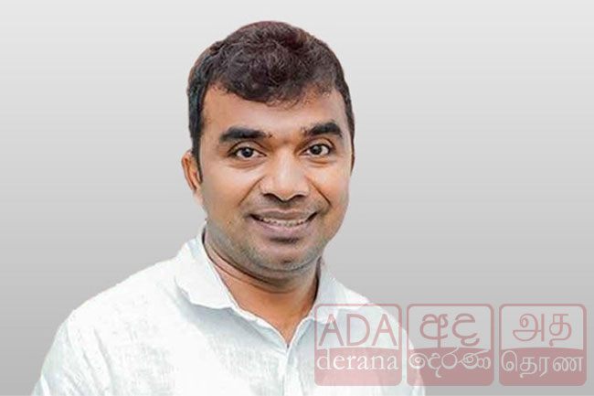 Sampath Manamperi informs willingness to surrender to court  through attorneys