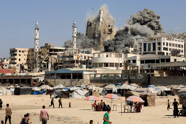 Israel says Gaza is burning as it launches huge ground assault