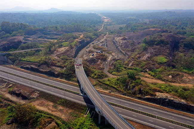 Central Expressway: Pothuhera to Rambukkana section completion date announced