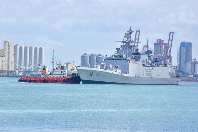 Indian naval ship INS SATPURA arrives at Colombo Port 