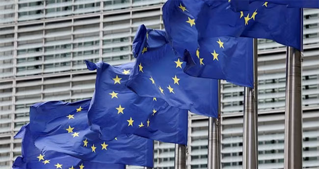 EU asks Apple, Google and Microsoft what they are doing to tackle finance scams