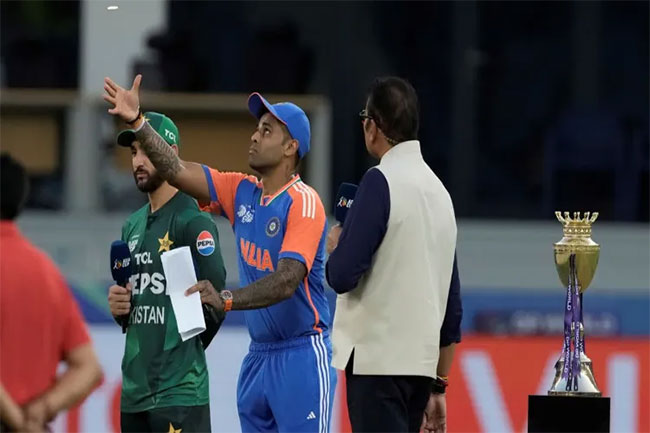 2025 Asia Cup Final: India opts to field first against Pakistan in Dubai