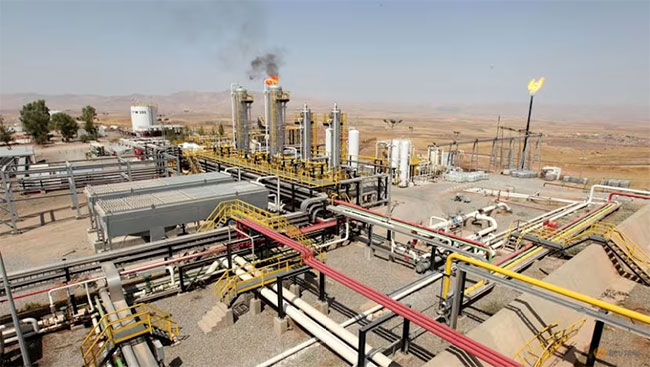 Oil prices drop 1% on expected global supply growth