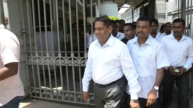 Ex-President Mahinda s Chief Security Officer produced before court