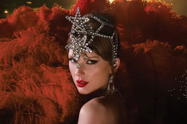 Taylor Swifts The Life of a Showgirl released