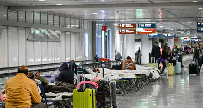 Munich airport shuts again over drone scare