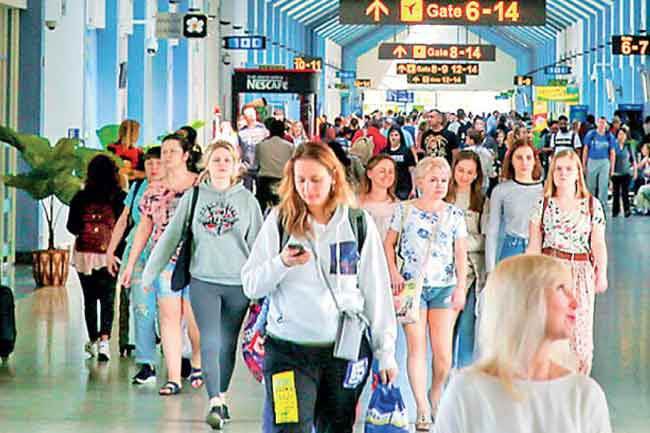 Tourist arrivals in first 9 days of October tops 46,000