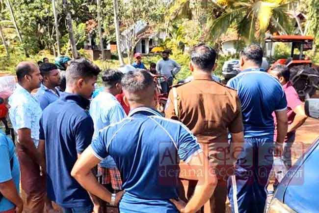 Father arrested for attempting to shoot his son in Arachchikattuwa
