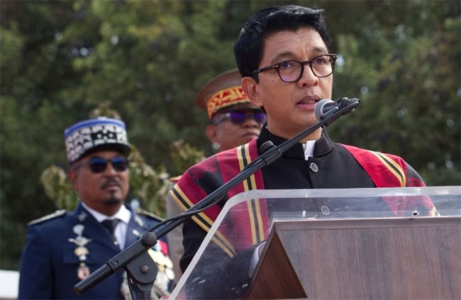 Madagascars military takes power, says colonel