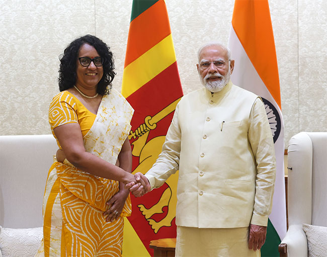 Indian PM Modi holds bilateral discussions with Sri Lankan PM Harini 