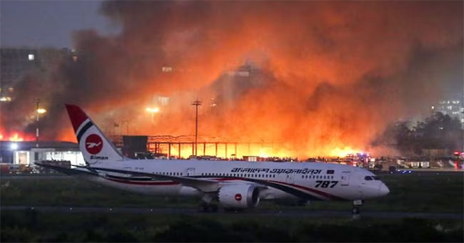 Bangladesh probes cause of massive airport fire