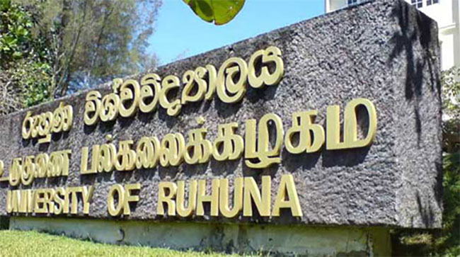 Second and third year Agri Faculty students of Ruhuna University directed to vacate the premises
