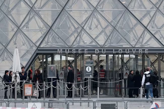French police hunt Louvre thieves but warn crown jewels may never be recovered