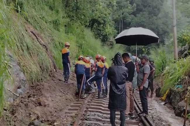 Train services on up-country line continue to be disrupted