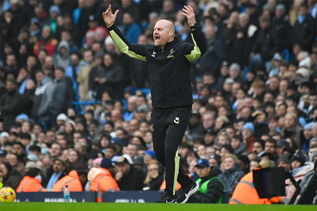 Nottingham Forest hires Sean Dyche as its third manager this season
