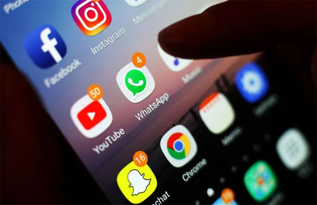 Apple may be forced to allow rival app stores in UK