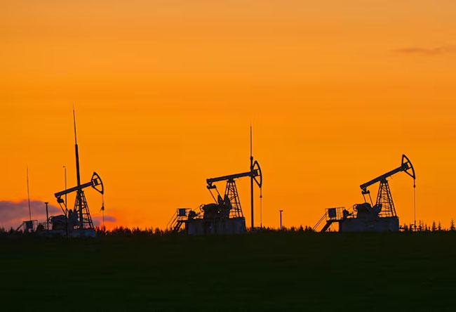 Oil rises 3% as India reconsiders Russian oil amid fresh US sanctions