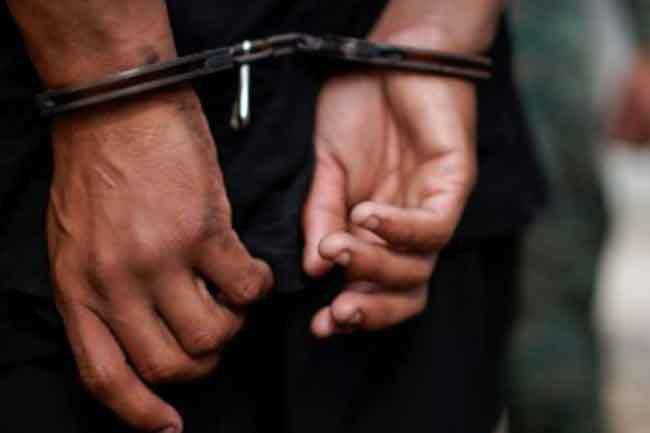 NPP Hingurakgoda PS member arrested for obstructing police duties