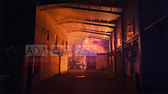 Fire breaks out in matchbox factory at Pallekele