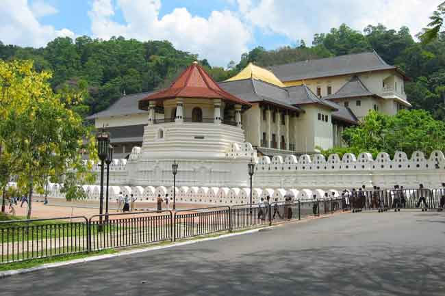 Election for Kandy Dalada Maligawa Diyawadana Nilame to be held today