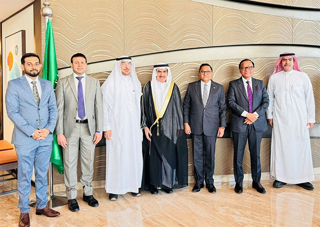 FM Vijitha Herath invites global fintech firm to invest in Sri Lanka