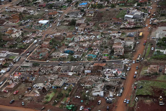 Tornado in southern Brazil kills six, injures hundreds
